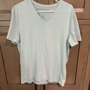 Banana Republic Soft Wash V Neck Tee Mens Size L